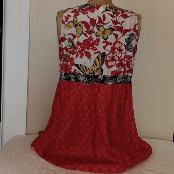CAbi Silk Blouse In Red Hisbiscus Golden Butterly - Picture 6 of 15